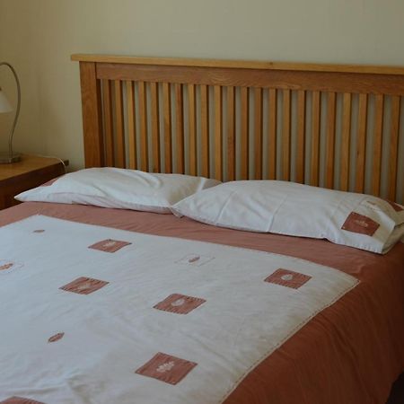 Caiti'S Place Apartment Paphos Bagian luar foto
