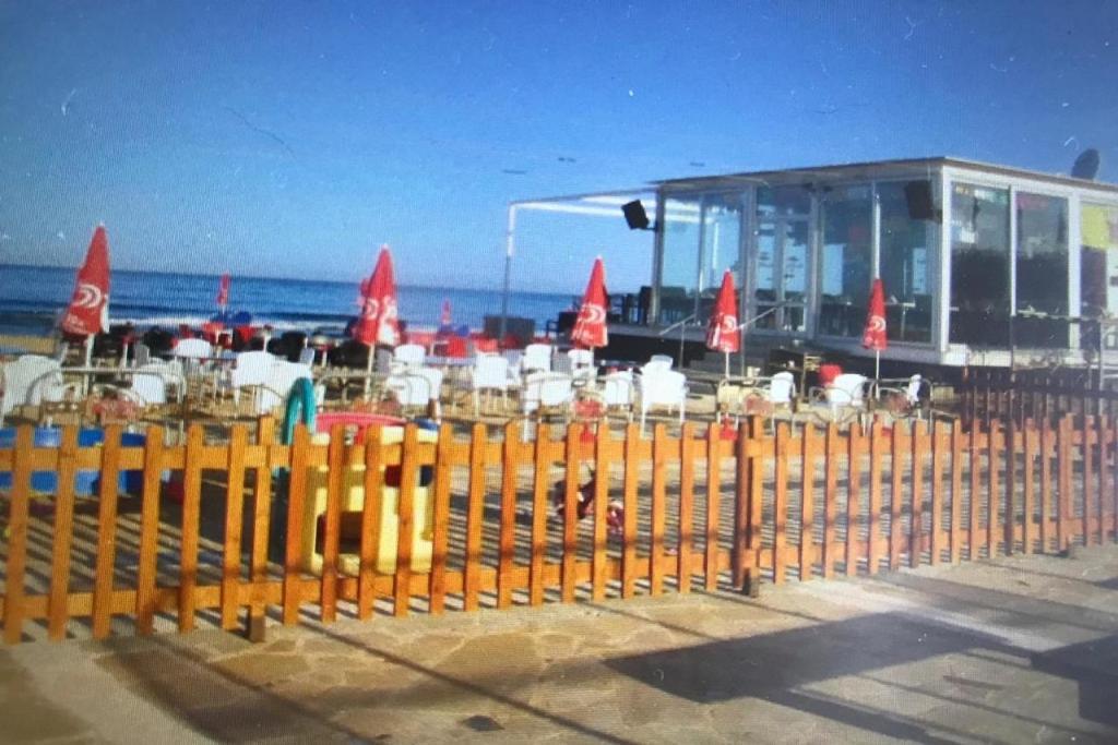 Caiti'S Place Apartment Paphos Bagian luar foto